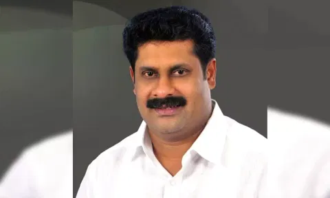கொடநாடு வழக்கு: துபாயில் தலைமறைவாக உள்ள அதிமுக வர்த்தக அணி தலைவருக்கு சம்மன்