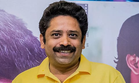 விமர்சனம் இல்லை என்றால் சிறிய படங்கள் கவனம் பெறாமல் போய்விடும்- சீனு ராமசாமி