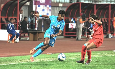 தெற்காசிய கால்பந்து சாம்பியன்ஷிப்: ஷூட் அவுட் முறையில் இந்தியாவை வீழ்த்தியது நேபாளம்