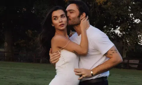 மீண்டும் தாயாகும் நடிகை எமி!