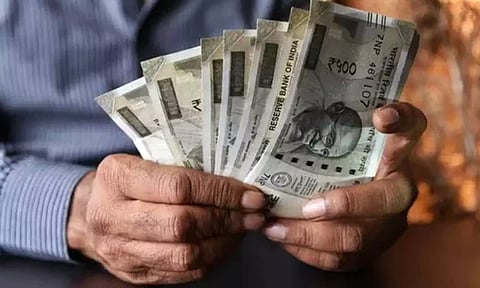 பழைய 50 ரூபாய் நோட்டுக்கு ரூ.4 லட்சம் தருவதாக முதியவரிடம் ரூ.35 ஆயிரம் நூதன மோசடி