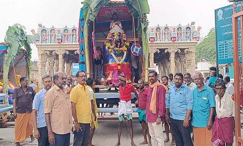 பழனியில் சூரசம்ஹாரத்தை காண குவிந்த பக்தர்கள் கூட்டம்