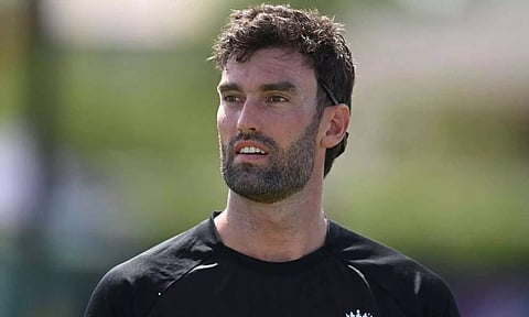 ஐ.சி.சி. விதிகளை மீறிய இங்கிலாந்து வேகப்பந்து வீரர்- டாப்லீக்கு அபராதம்