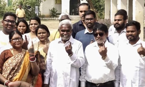 ஜார்க்கண்ட் சட்டசபை முதற்கட்ட தேர்தல், வயநாடு இடைத்தேர்தல் வாக்குப்பதிவு- லைவ் அப்டேட்ஸ்