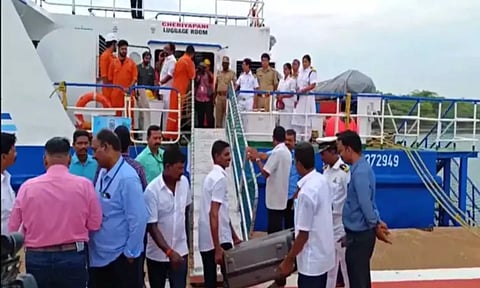 நாகை- இலங்கை பயணிகள் கப்பல் சேவை தற்காலிக நிறுத்தம்