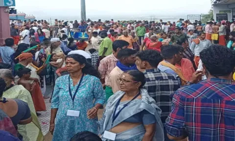 கார்த்திகை மாத பிறப்பு: பழனிக்கு ஐயப்ப பக்தர்கள் வருகை அதிகரிப்பு