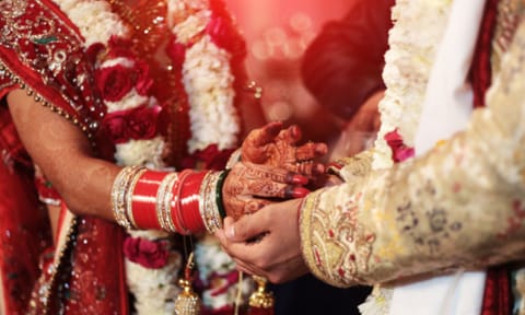 மாப்பிள்ளைக்கு மாதம் ரூ.1.2 லட்சம் சம்பளம்.. ஆனால் அரசு வேலை இல்லை என திருமணத்தை நிறுத்திய மணப்பெண்