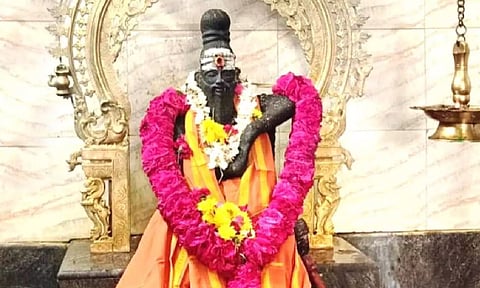 பித்ரு தோஷத்திற்கு நிரந்தர தீர்வைத் தரும் `நவகலச யாகம்'