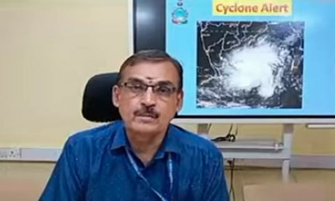 இன்னும் சில மணி நேரங்களில் உருவாகிறது புயல்- வானிலை ஆய்வு மையம்