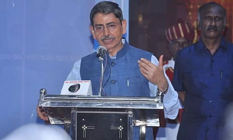 மீண்டும் சர்ச்சை- ஆளுநர் விழாவில் நிறுத்தப்பட்ட தமிழ்த்தாய் வாழ்த்து