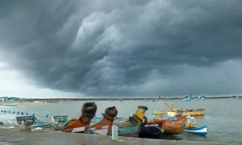 மீண்டுமா..! தெற்கு வங்கக்கடலில் உருவாகிறது புதிய குறைந்த காற்றழுத்த தாழ்வு பகுதி