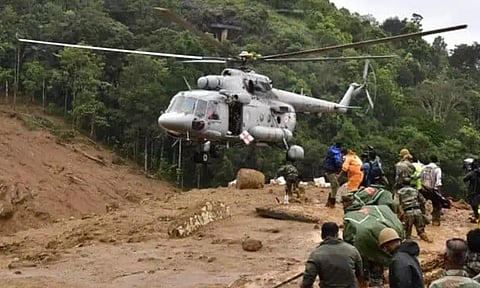 வயநாடு நிலச்சரிவு... மீட்பு பணியில் ஈடுபட்ட ராணுவ ஹெலிகாப்டருக்காக ரூ.153 கோடியை பிடித்தம் செய்த மத்திய அரசு