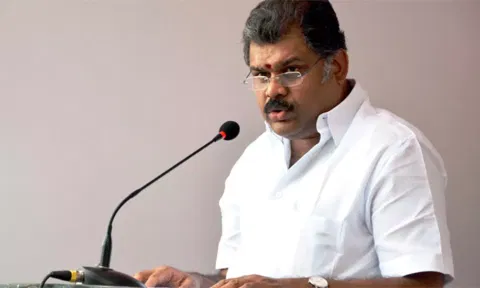 மனமகிழ்மன்றம் என்ற பெயரில் தனியார் மது விற்பனைக்கு அனுமதிக்கக்கூடாது- ஜி.கே.வாசன்