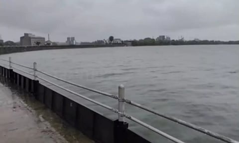 புழல் ஏரியில் இருந்து 500 கனஅடி நீர் திறப்பு.. கரையோர மக்களுக்கு வெள்ள அபாய எச்சரிக்கை