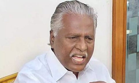 தி.மு.க. கூட்டணியை மட்டும் நம்புகிறது...அ.தி.மு.க. தொண்டர்களை நம்பி உள்ளது- கே.பி.முனுசாமி