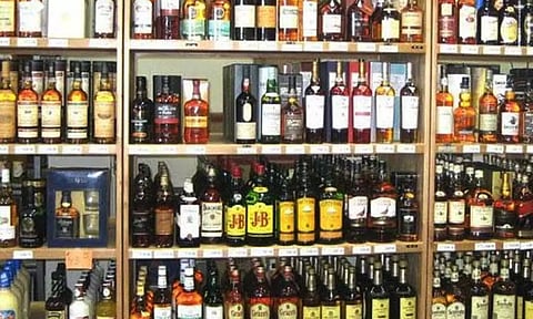 நள்ளிரவு 1 மணிவரை மதுபான விற்பனைக்கு அனுமதி