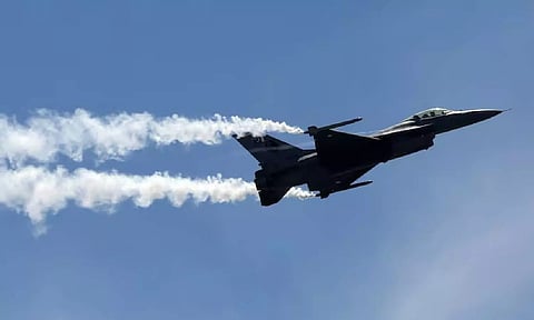 ஆப்கானிஸ்தானில் பாகிஸ்தான் வான்வழித் தாக்குதல்-15 பேர் பலி