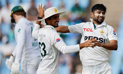 செஞ்சுரியன் டெஸ்ட்: முதல் நாள் முடிவில் தென் ஆப்பிரிக்கா 82/3