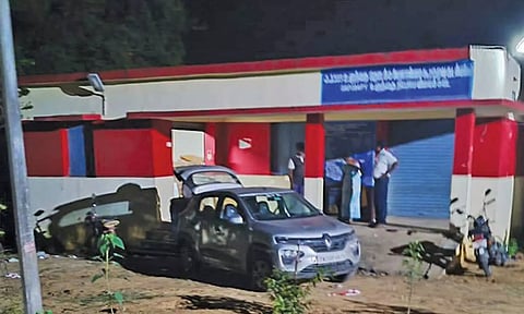 ரேசன் கடையில் இருந்து மூட்டை, மூட்டையாக அரிசி-பொருட்கள் திருட்டு