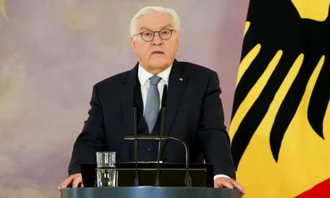 ஜெர்மன் பாராளுமன்றத்தை கலைத்த ஜனாதிபதி.. தேர்தல் தேதி அறிவிப்பு