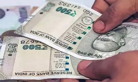 ரேசன் கடைகளில் பொங்கல் பரிசாக ரூ.1000 வழங்க ஏற்பாடு? விரைவில் அறிவிப்பு வெளியாகிறது