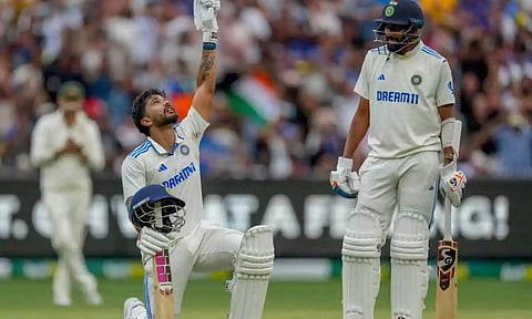 8-வது வரிசையில் களமிறங்கி ஆஸ்திரேலியாவில் சதம் விளாசிய முதல் இந்தியர்- நிதிஷ் ரெட்டி சாதனை