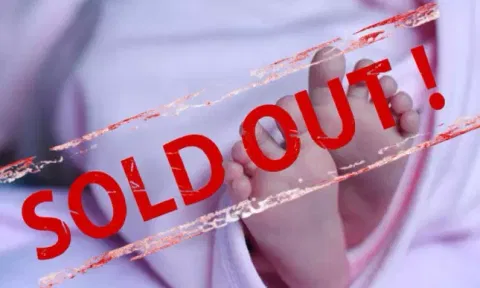 பிறந்து 10 நாளே ஆன குழந்தையை விற்று புது பைக் வாங்கிய தந்தை