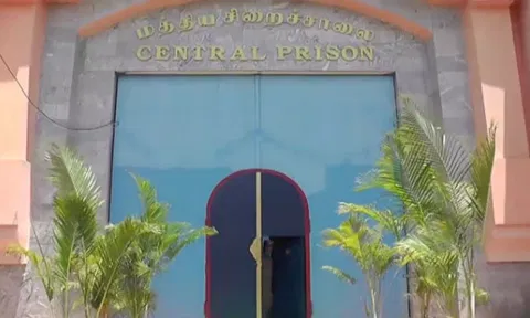 புதுச்சேரி ஜெயிலில் கைதிகள் பயங்கர மோதல்- 13 பேர் மீது வழக்கு