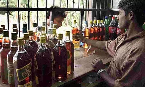 தெலுங்கானாவில் புத்தாண்டு கொண்டாட்டத்தில் ரூ.402 கோடி மது விற்பனை