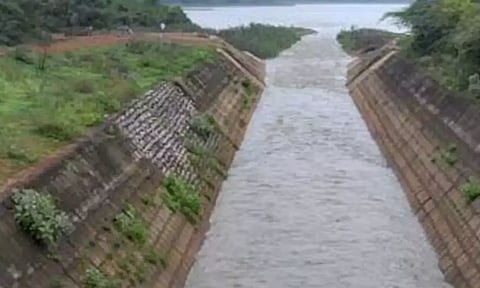 ஏரிகள் முழுவதும் நிரம்பியதால் கிருஷ்ணா நீர் பெறுவது நிறுத்தம்