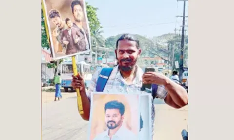 நடிகர் விஜய்யை நேரில் சந்திக்க நடைபயணம் தொடங்கிய கேரள ரசிகர்