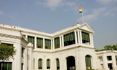 சட்டசபை விவகாரம்- விளக்கத்தை நீக்கிய ஆளுநர் மாளிகை