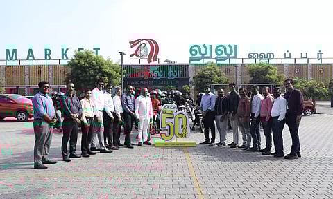 பண்டிகை கால சீசனில் FLAT 50% விற்பனையை மகிழ்ச்சியுடன் அறிவித்த லுலு மார்க்கெட்