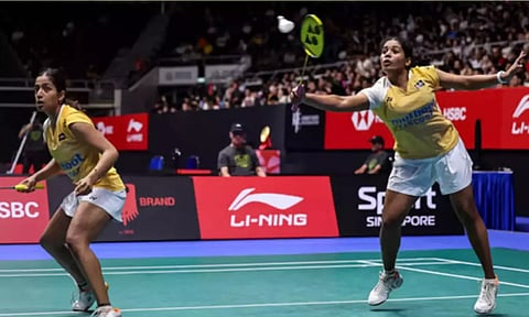 மலேசிய ஓபன் பேட்மிண்டன்: ஜாலி, காயத்ரி கோபிசந்த் ஜோடி அடுத்த சுற்றுக்கு முன்னேற்றம்