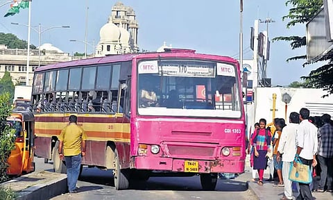 பொங்கல் திருநாள்- சென்னையில் 320 இணைப்பு பேருந்துகள் இயக்க முடிவு