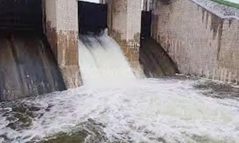 உப்பாறு அணையில் இருந்து தண்ணீர் திறக்க தமிழக அரசு உத்தரவு