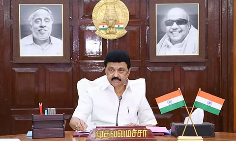பொங்கல் திருநாளையொட்டி 3186 போலீசார்-தீயணைப்பு துறையினருக்கு பதக்கங்கள்: முதலமைச்சர் அறிவிப்பு
