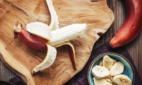 ஆரோக்கிய சிறப்புகள் நிறைந்த செவ்வாழை..!