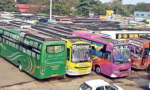 ஆம்னி பேருந்தில் அதிக கட்டணம் வசூல்- புகார் எண்கள் அறிவிப்பு