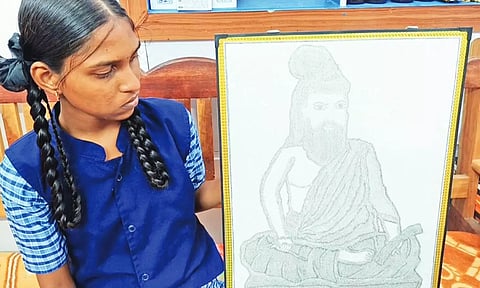 1,330 திருக்குறள் வரிகளால் திருவள்ளுவரின் படத்தை வரைந்த அரசுப் பள்ளி மாணவி