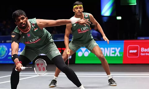 இந்தோனேசியா மாஸ்டர்ஸ் பேட்மிண்டன்: 2வது சுற்றுக்கு முன்னேறியது சாத்விக்-சிராக் ஜோடி