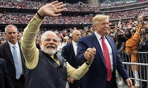 18,000 இந்தியர்களை நாடு கடத்தும் அமெரிக்கா.. டிரம்புடன் கை குலுக்கிய மத்திய அரசு - புளூம்பெர்க்