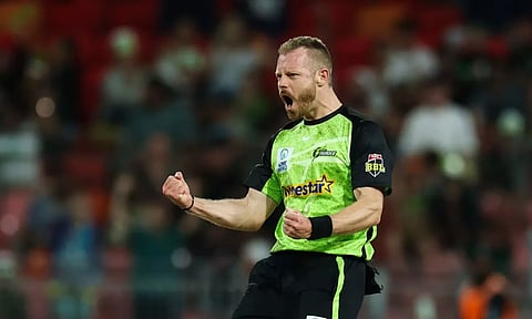 பிக்பாஷ் லீக் தொடர்: சேலஞ்சர் சுற்றுக்கு முன்னேறியது சிட்னி தண்டர்ஸ்