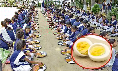 அரசு பள்ளிகளில் முட்டை வழங்கும் திட்டத்திற்கான நிதியை நிறுத்துவதாக மகாராஷ்டிரா அரசு அறிவிப்பு
