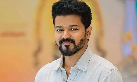 தமிழக வெற்றிக்கழக 2-ம் ஆண்டு தொடக்கம்: தலைவர்களின் சிலைகளை விஜய் இன்று திறந்து வைக்கிறார்