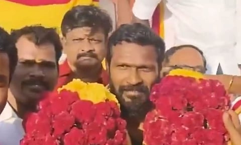 ஒருவேளை இருக்குமோ.. மதுரை மாவட்ட த.வெ.க. நிகழ்ச்சியில் கலந்துகொண்ட வெற்றிமாறன்