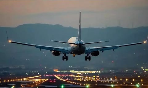 237 பயணிகளுடன் வந்த சென்னை விமானத்துக்கு வெடிகுண்டு மிரட்டல்!