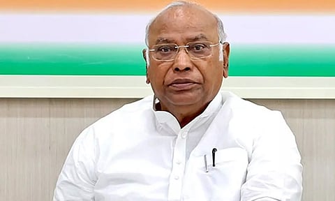 உண்மையிலே உழைத்தவர்களைத் தேர்ந்தெடுங்கள் - மல்லிகார்ஜுன கார்கே வேண்டுகோள்