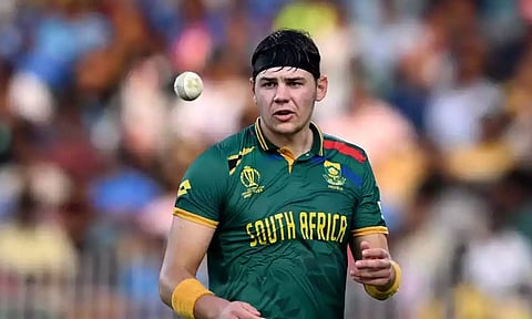 சாம்பியன்ஸ் டிராபி: தென் ஆப்பிரிக்கா வேகப்பந்து வீச்சாளார் ஜெரால்ட் கோட்ஸி விலகல்