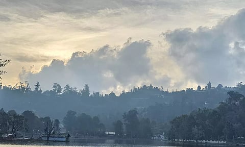 கொடைக்கானலில் நடுங்க வைக்கும் கடும் குளிரால் வெறிச்சோடிய சுற்றுலா தலங்கள்